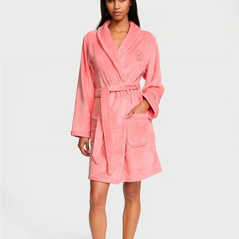 NWT VICTORIA'S SECRET Short Cozy Robe Passion Pink Medium/Large